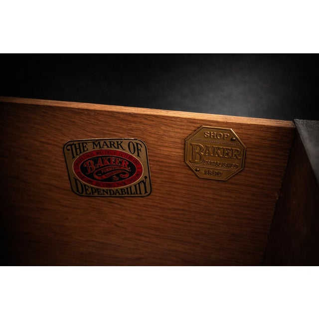 Vintage Baker Furniture Mahogany Cabinet With Bookmatched Veneer & Carved Urn Medallion For Sale In Los Angeles - Image 6 of 12