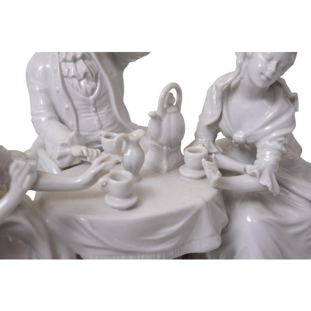 The Gossip Group in Glazed Porcelain, Germany, 1920s For Sale - Image 14 of 17