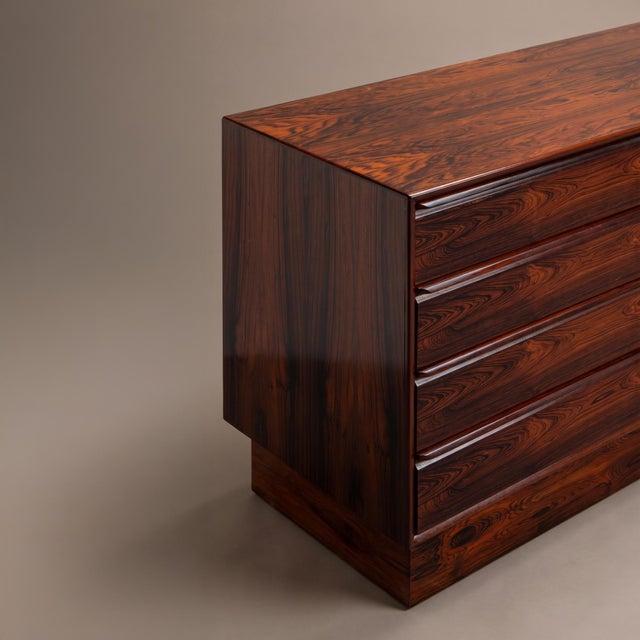 1970s Brazilian Rosewood 8 Drawer Dresser by Westnofa For Sale - Image 5 of 8