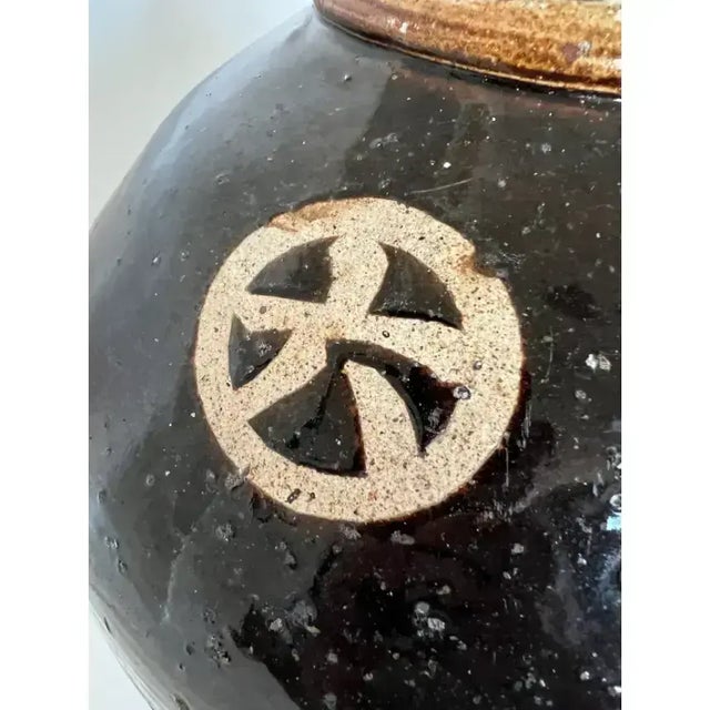 Early 1900s Antique Chinese Double Steamed Wine Jar From Jinjiang Signed and Numbered For Sale - Image 4 of 7