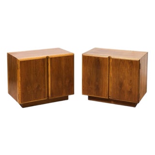 Mid 20th Century Pair of Double Double Door Nightstands by Lane, Attributed For Sale