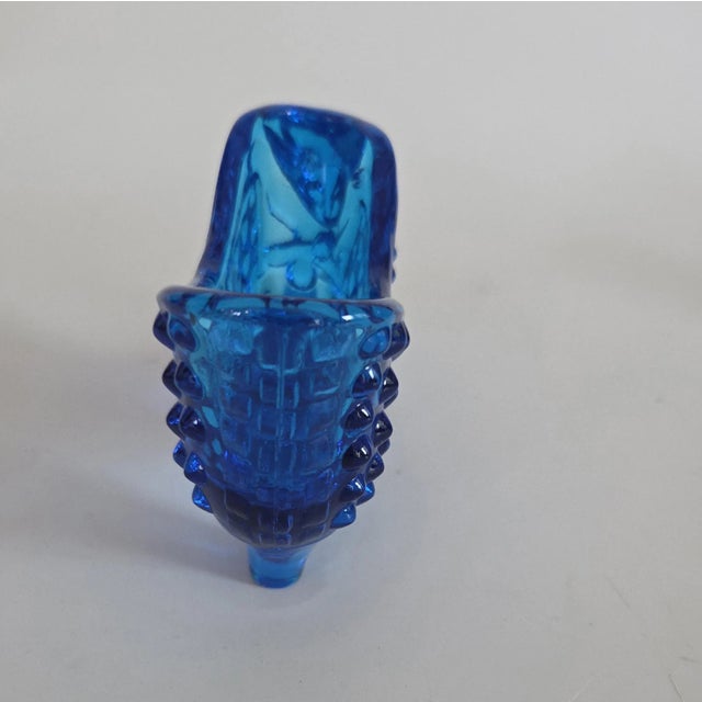 Fenton Art Glass Company Vintage Fenton Colonial Blue Hobnail Cat Head Slipper Art Glass Figurine For Sale - Image 4 of 8