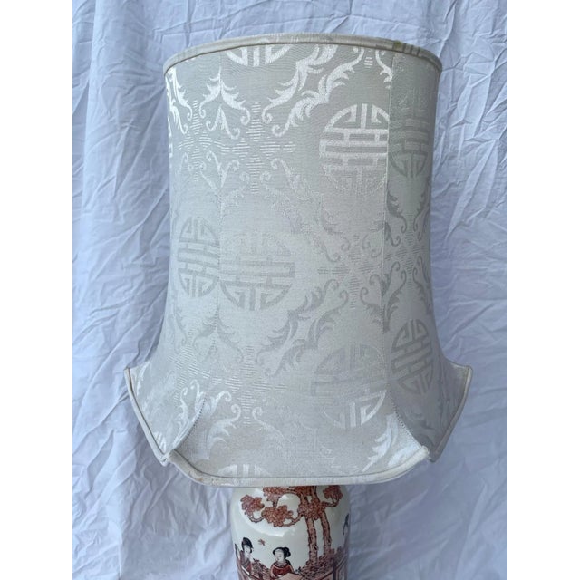 Vintage Chinoiserie Porcelain Table Lamp W/Silk Pagoda Shade For Sale - Image 9 of 10