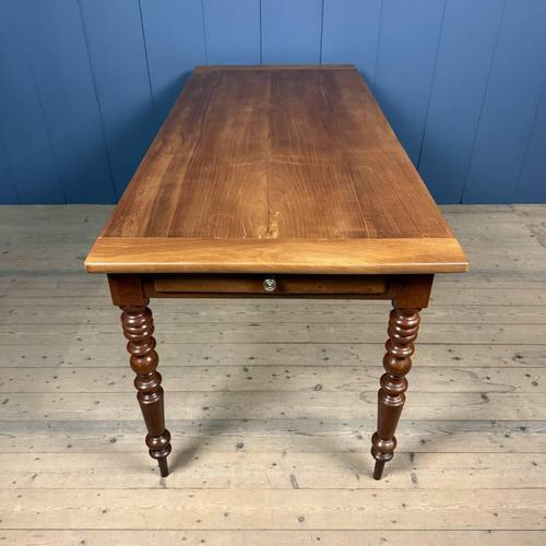 French Dining Table in Cherry Wood For Sale - Image 13 of 18