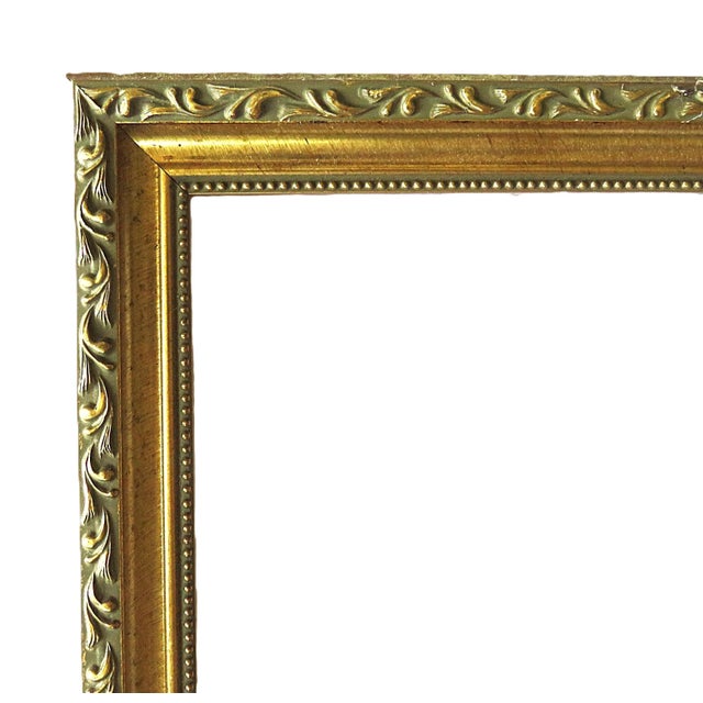 FREE SHIPPING ANYWHERE IN THE CONTINENTAL US! This is a vintage gilt wood and gesso picture frame. Late 20th century....