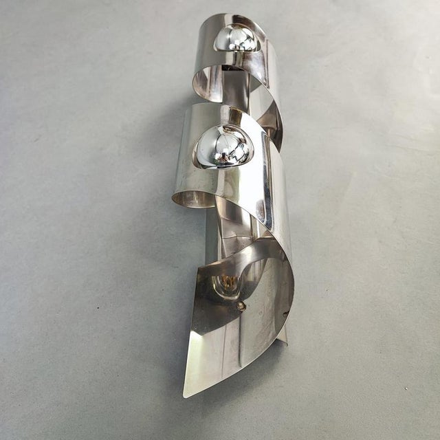 Metal Italian Space Age Spiral Wall Lights, 1960s, Set of 2 For Sale - Image 7 of 8