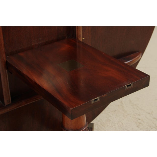William Tillman English Round Mahogany Tilt Dining Room Table For Sale - Image 14 of 16