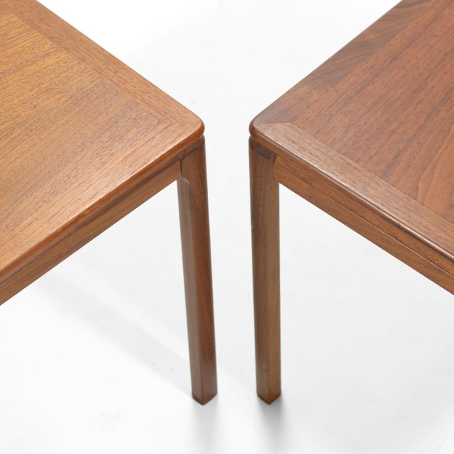 1950s 1950s Scandinavian Modern Folke Ohlsson for Dux Teak Side Table (Pair) For Sale - Image 5 of 10