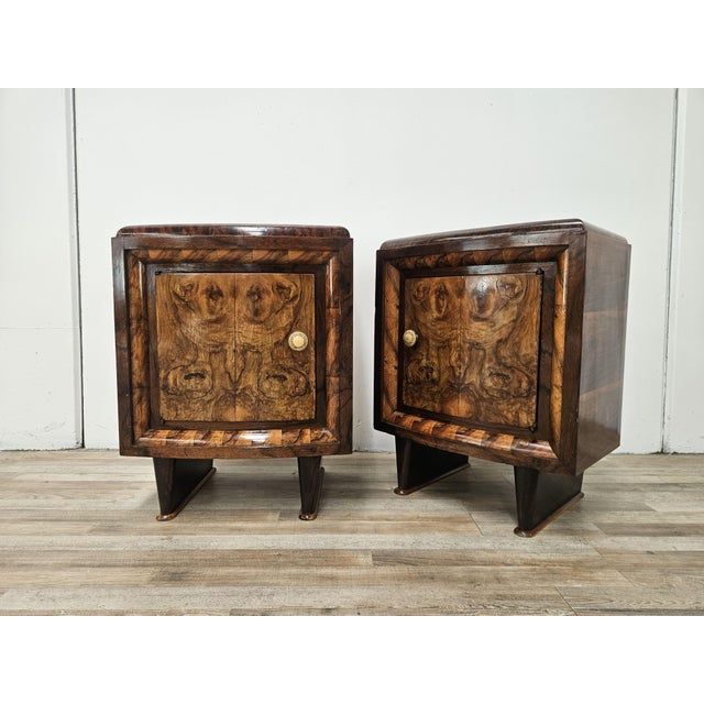 Tuscan Art Deco Bedside Tables in Walnut Burl, 1940, Set of 2 For Sale - Image 4 of 17