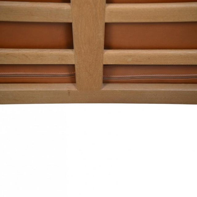 GE290 Three-Seater Sofa in Oak and Walnut by Hans Wegner, 1990s For Sale - Image 15 of 18
