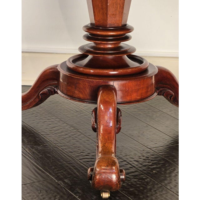 Early 19th Century William IV Mahogany Center Table For Sale - Image 4 of 7