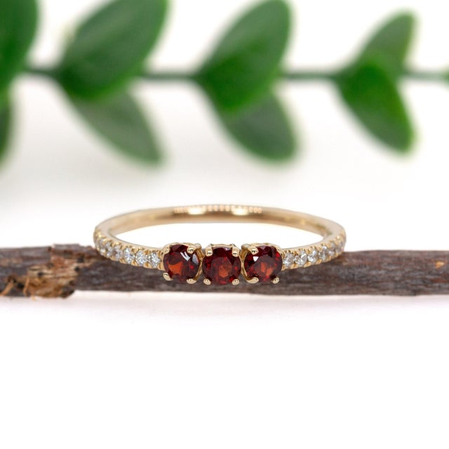 Rhodolite Garnet Band With Natural Diamonds Accents: Solid 14k Gold, Round 3mm, Size 6.75 For Sale - Image 4 of 8