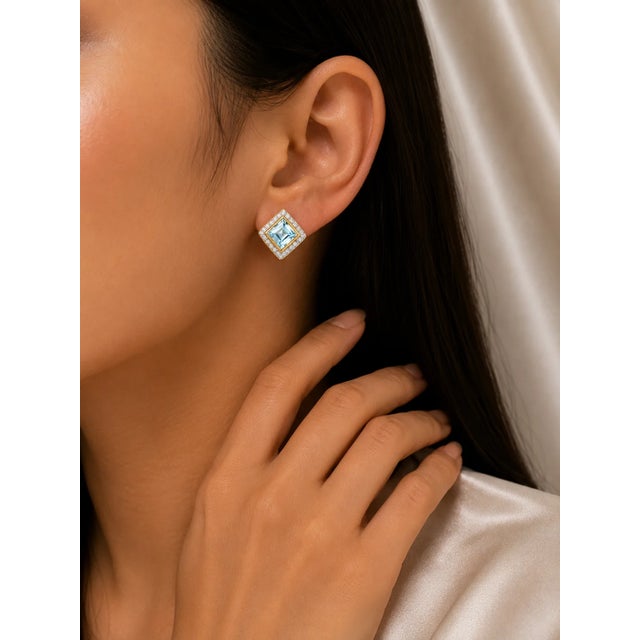 Modern Late 20th Century 14K White Gold Diamond Aquamarine Earrings, Pair For Sale - Image 3 of 3