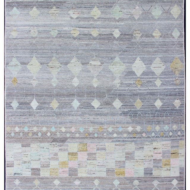 Casual Modern Design Rug in Light Grey and Pops of Colors 6'10 X 9'5 For Sale In Atlanta - Image 6 of 16