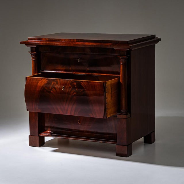 Antique Biedermeier Mahogany Chest of Drawers, 1820 For Sale - Image 5 of 12