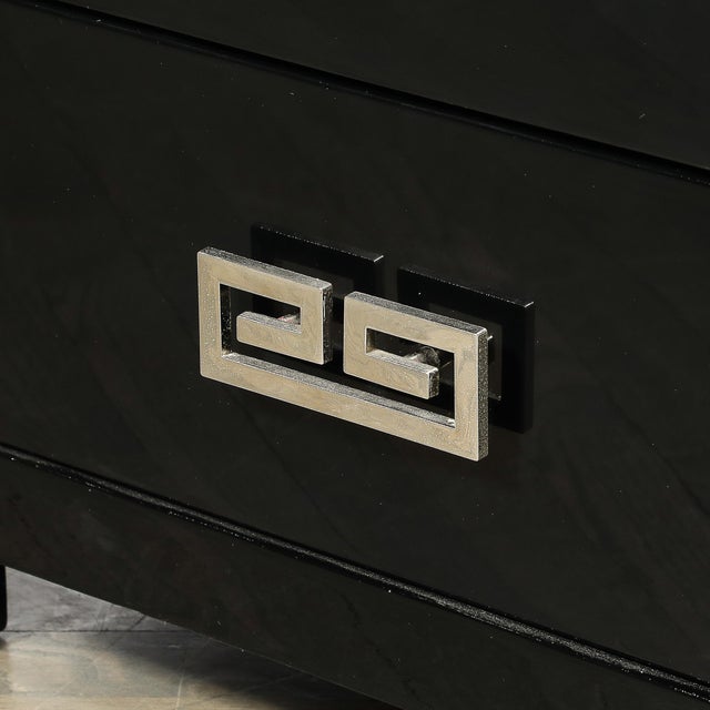 1950s Mid-Century Modernist Rectilinear Nightstands in Black Lacquer With Greek Pulls For Sale - Image 5 of 11
