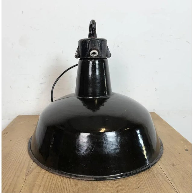 Industrial Black Enamel Factory Lamp with Cast Iron Top from Elektrosvit, 1950s For Sale - Image 12 of 18
