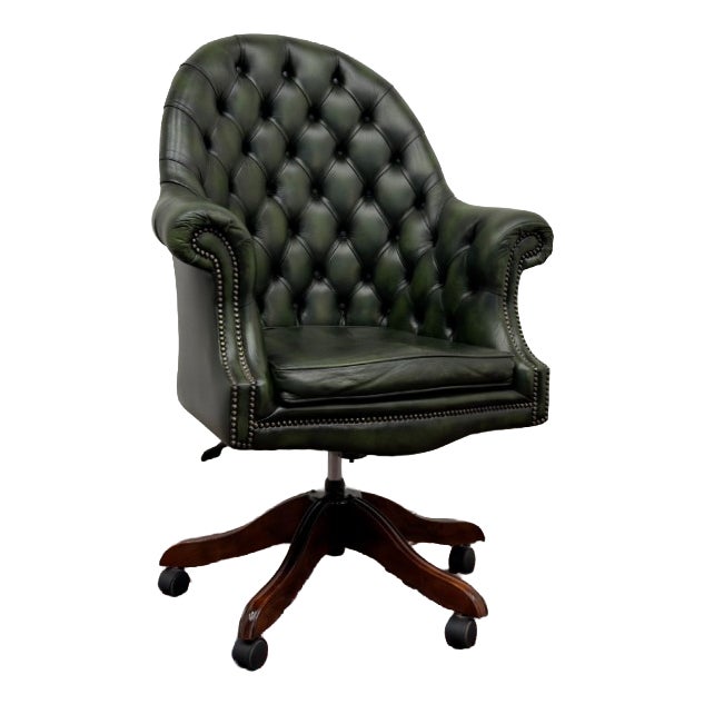 English Classic Green Chesterfield Director's Chair For Sale
