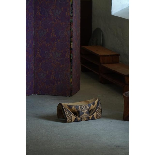 Sculptural Hand-Carved African Wooden Stool with Geometric Decoration, 1950s For Sale - Image 16 of 17