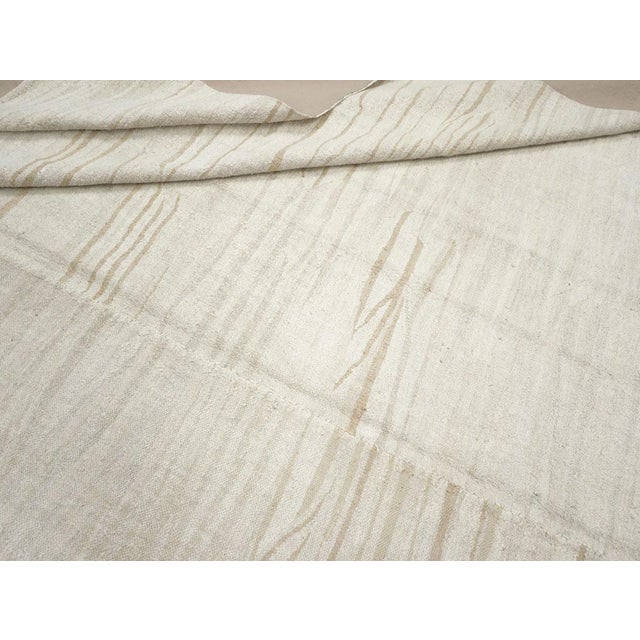 Ivory Galerie Shabab Collection Mid-20th Century Turkish Flatweave Kilim Oversize Carpet For Sale - Image 8 of 8