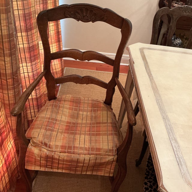 1940s 1940s Large Hand Painted Dining Room Table and 8 Chairs Plus 2 Leafs - Set of 11 For Sale - Image 5 of 12