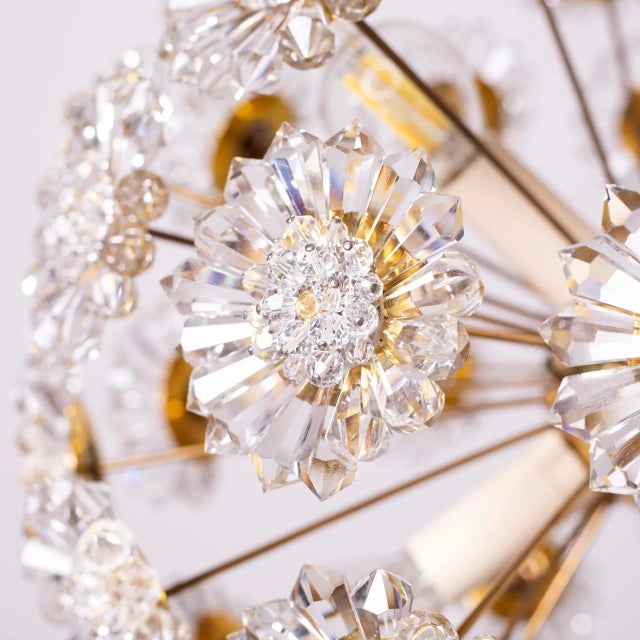 Mid-Century Modern Crystal Glass and Brass Flower Chandelier from Kamenický Šenov, Former Czechoslovakia, 1970s For Sale - Image 3 of 6