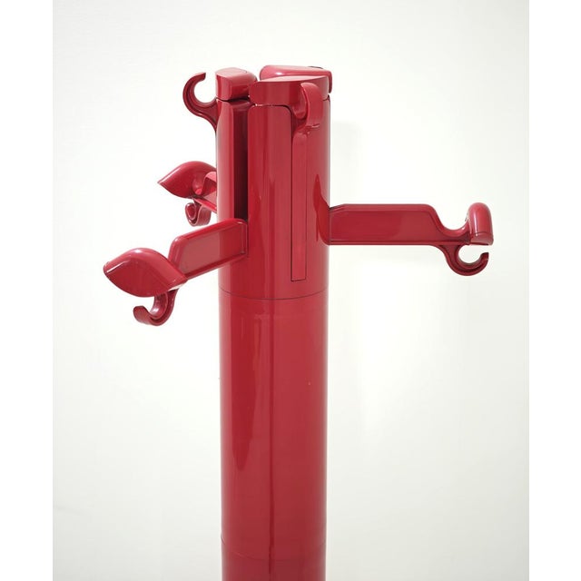Red Red Plastic Planta Italia Model Coat Hanger by Giancarlo Piretti for Anonima Castelli, 1972 For Sale - Image 8 of 18