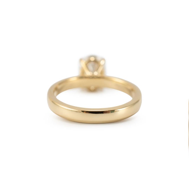 Early 21st Century 14k Yellow Gold 1.60ct Igi Oval Lab Grown Diamond Solitaire Engagement Ring, Size 7 For Sale - Image 5 of 9