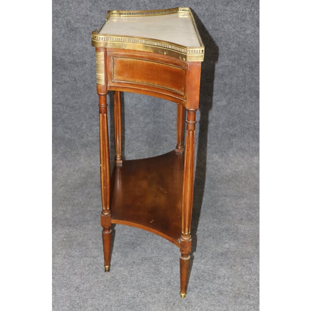 Louis XVI French Marble Top Brass Mounted Two Tier Console Table For Sale In Philadelphia - Image 6 of 14