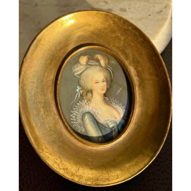 Italian Miniature Oval Gilded Wooden Framed Antique Signed Painting Portrait of Marie Antoinette or a Royal Lady For Sale - Image 12 of 15
