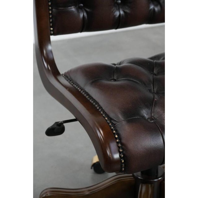 Black English-Style Chesterfield Swivel Office Chair in Cowhide For Sale - Image 8 of 16