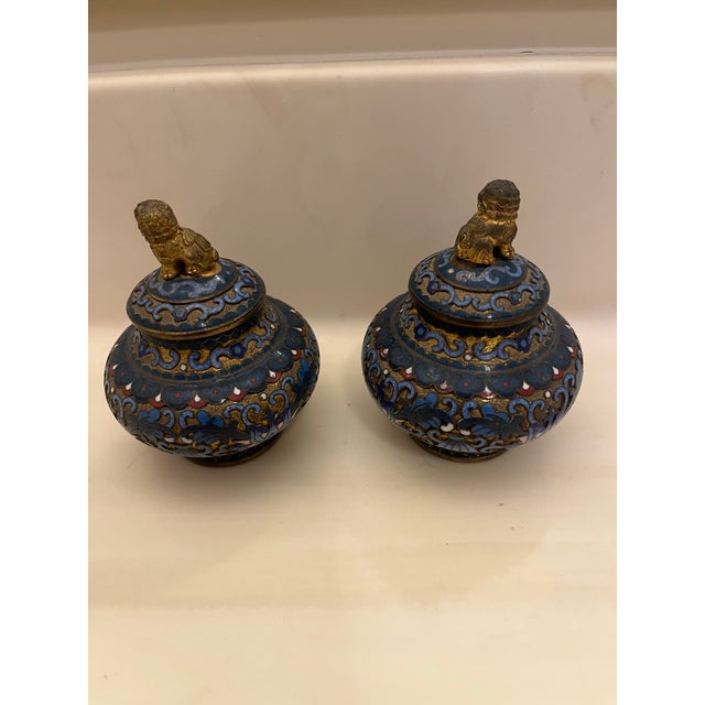Early 20th Century Pair of Antique Handmade Chinese Foo Dog Enamel Champleve Cloisonné Ginger Jars For Sale - Image 5 of 12