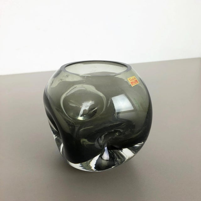 Glass Cubic Green Handblown Crystal Glass Vase from Friedrich Kristall, Germany, 1970s For Sale - Image 7 of 13