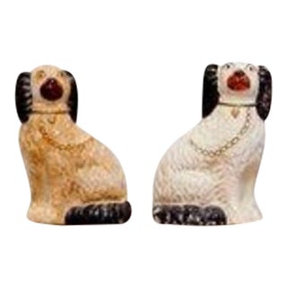 Pair of Antique Victorian Staffordshire Dog Figurines For Sale