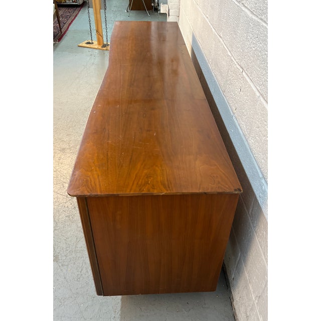 Young Manufacturing Mid-Century Modern Walnut Lowboy Dresser, Attributed For Sale In New York - Image 6 of 13