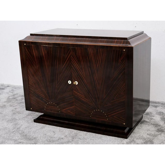 1930s Vintage Art Deco Chest of Drawers with Geometric Veneer, 1930s For Sale - Image 5 of 12