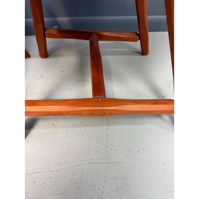 Set of Nine Hunt Country Continuous Bow Dining Chairs 2 Armchairs & 7 Side Chairs For Sale In Philadelphia - Image 6 of 18