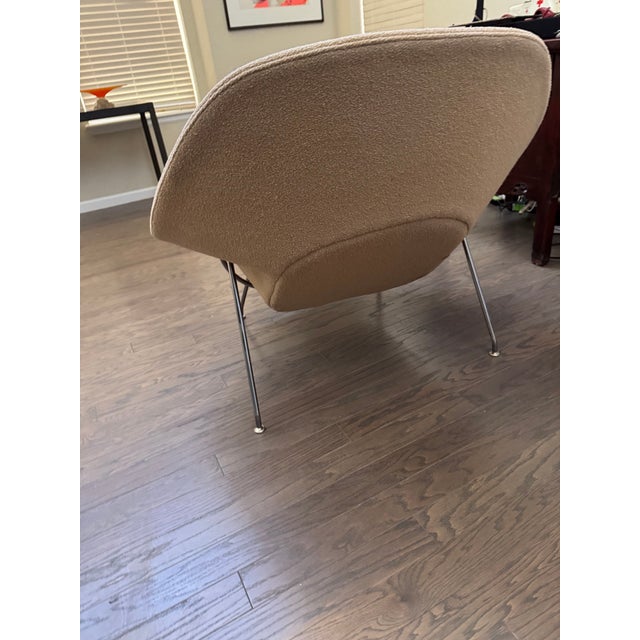 Womb Chair by Eero Saarinen for Knoll For Sale In Denver - Image 6 of 7