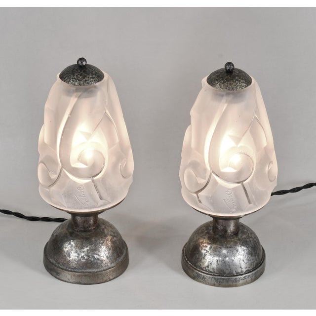 French Art Deco Table Lamp by Degue 1930 France - A Pair For Sale - Image 6 of 10