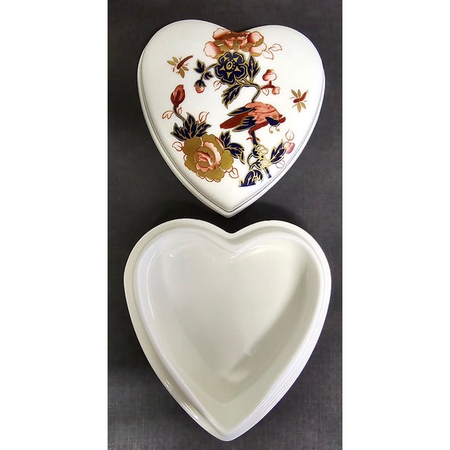 Ceramic Beautiful Heart Shaped Fine Bone China Case With Lid For Sale - Image 7 of 12