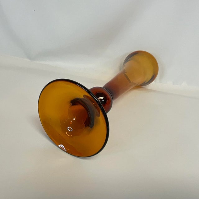 1970s Vintage Boho Chic Hollywood Regency Handblown Amber Glass Trumpet Vase For Sale - Image 11 of 11