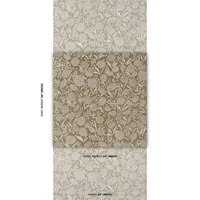A stylish and versatile floral, Chrysanthemum is a mid-scale pattern that is both charming and elegant. Hand-printed on...