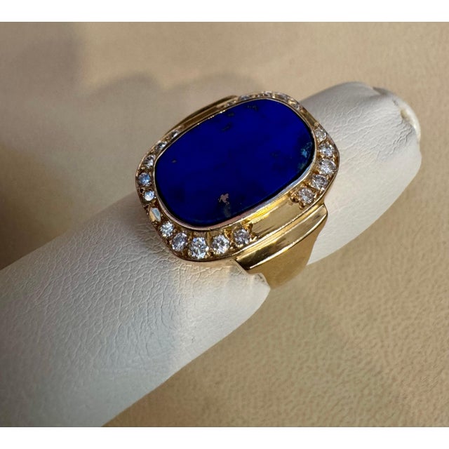 8.5 Ct Emerald cut Natural Lapis Lazuli + Diamond Ring 14 Kt Yellow Gold, 5.5 S For Sale - Image 4 of 18