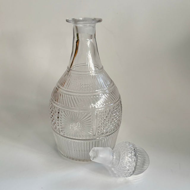 Metropolitan Museum of Art Sandwich Glass Reproduction Decanter With Acorn Stopper For Sale In Miami - Image 6 of 7