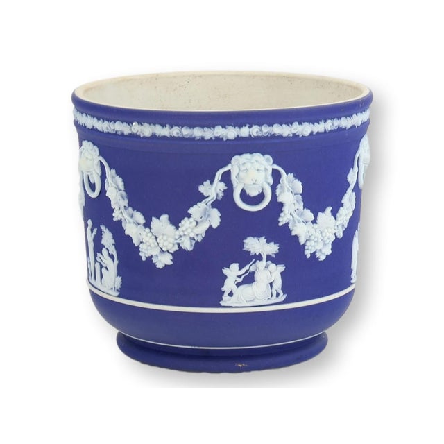 Mid 20th Century Wedgwood Jasperware Cache Pot Planter For Sale - Image 5 of 5