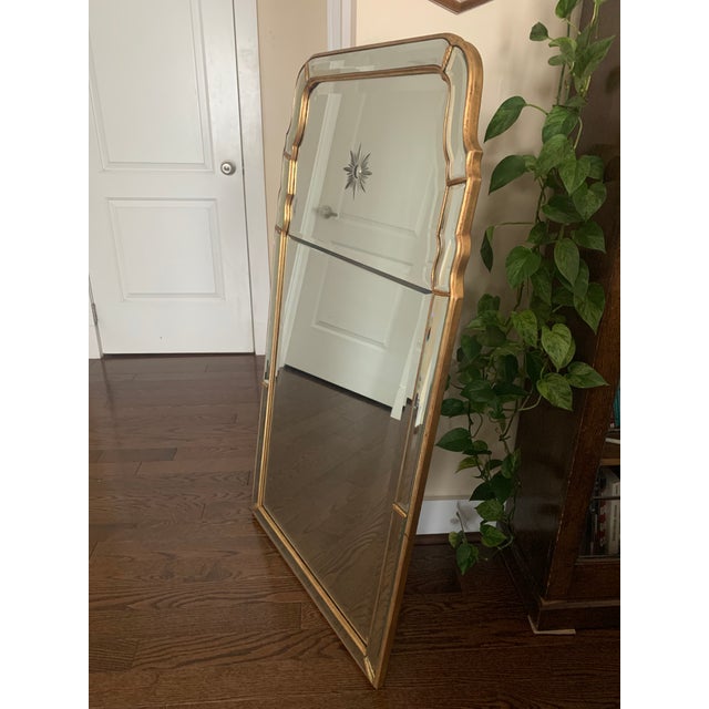 Mirror Fair Wall Mirror Beveled glass Detailed Great condition
