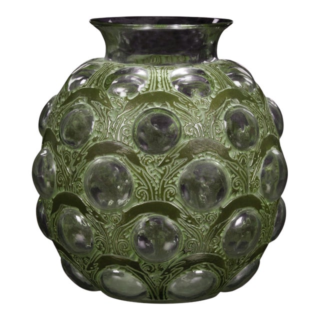 Early 20th Century Rene Lalique Antilopes Art Deco Glass Vase For Sale