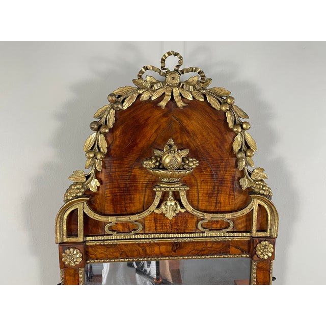 English 18th Century English Walnut & Gilt Pier Mirror For Sale - Image 3 of 17