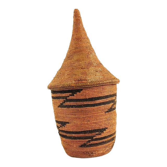 Early 20th Century Tutsi Tight Weave Basket with Lid Rwanda For Sale