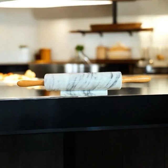 Vintage polished marble rolling pin in white and gray with the marble stand included. A beautiful heavy marble for kitchen...